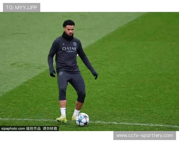 多家豪门争夺里尔18岁中场新星布阿迪，球员身价持续上涨。